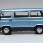 Volkswagen T3 Multivan Μπλε Norev 1:18 - image 3 of 6