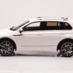 Volkswagen Tiguan R Λευκό Otto 1:18 - image 3 of 6
