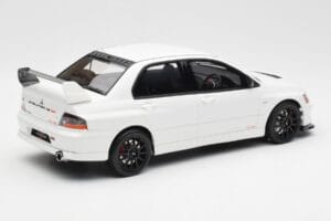 Mitsubishi Lancer Evo VIII MR FQ-400 Λευκό Otto 1:18 OT777 Ρητίνη - εικόνα 2 από 6
