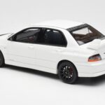 Mitsubishi Lancer Evo VIII MR FQ-400 Λευκό Otto 1:18 - image 5 of 6