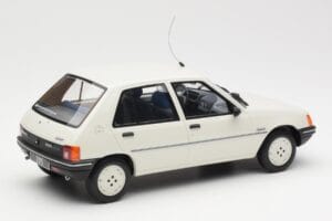 Peugeot 205 Junior Λευκό Otto 1:18 OT463 Ρητίνη - εικόνα 2 από 6