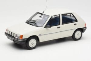 Peugeot 205 Junior Λευκό Otto 1:18 OT463 Ρητίνη