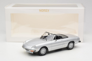 Alfa Romeo 2000 Spider Ασημί Norev 1:18 187884 Μέταλλο - εικόνα 6 από 6
