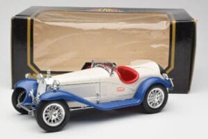 Alfa Romeo 2300 Spider Λευκό & Μπλε Bburago 1:18 3008-M1 Μέταλλο - εικόνα 6 από 6