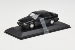 Alfa Romeo 75 3.0 V6 Μαύρο Minichamps 1:43 403120463 Μέταλλο - εικόνα 2 από 4