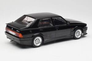 Alfa Romeo 75 Turbo Evoluzione Μαύρο MCG 1:18 MCG18429 Μέταλλο - εικόνα 2 από 6