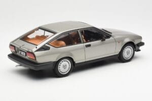 Alfa Romeo Alfetta GTV 2.0 Γκρι Μεταλλικό AUTOart 1:18 70147 Μέταλλο - εικόνα 3 από 8