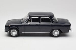 Alfa Romeo Giulia 1300 Μπλε Minichamps 1:18 180120905 Μέταλλο - εικόνα 4 από 8