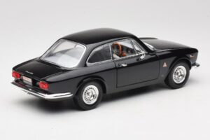 Alfa Romeo Giulia Sprint GTA Μαύρο Road Signature 1:18 92348 Μέταλλο - εικόνα 3 από 8