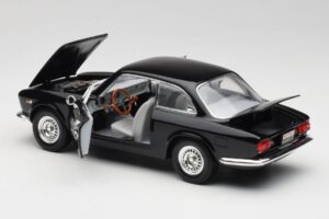 Alfa Romeo Giulia Sprint GTA Μαύρο Road Signature 1:18 92348 Μέταλλο - εικόνα 5 από 8
