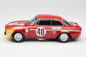 Alfa Romeo GTA 1300 Junior #40 F. Picchi / J-C. Chasseuil Division 1 Winners 12 Hours of Paul Ricard 1971 Minichamps 1:18 155 - εικόνα 3 από 6