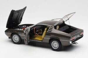 Alfa Romeo Montreal Καφέ Μεταλλικό AUTOart 1:18 70173 Μέταλλο - εικόνα 5 από 8