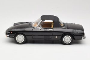 Alfa Romeo Spider 916 Veloce Μαύρο Ricko 1:18 32107 Μέταλλο - εικόνα 4 από 8