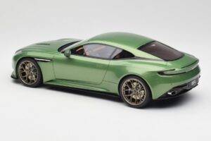Aston Martin DB12 Πράσινο GT Spirit 1:18 GT466 Ρητίνη - εικόνα 4 από 5