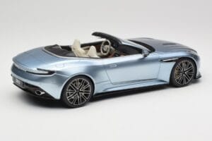 Aston Martin DB12 Volante Caribbean Blue Pearl GT Spirit 1:18 GT479 Ρητίνη - εικόνα 2 από 6