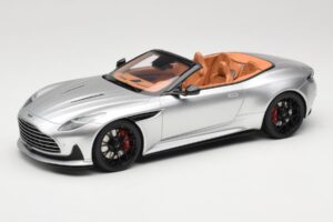 Aston Martin DB12 Volante Ασημί GT Spirit 1:18 GT945 Ρητίνη