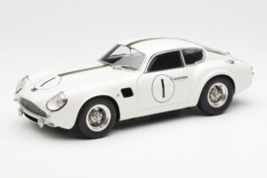 Aston Martin DB4 GT Zagato #1 24 Hours of Le Mans 1961 CMC 1:18 M-139 Μέταλλο