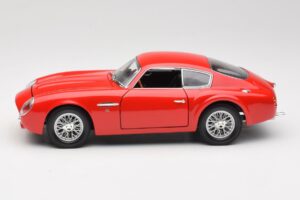 Aston Martin DB4 GT Zagato Κόκκινο Road Signature 1:18 92728 Μέταλλο - εικόνα 4 από 8