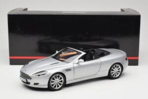 Aston Martin DB9 Volante Ασημί Minichamps 1:18 150137334 Μέταλλο - εικόνα 8 από 8