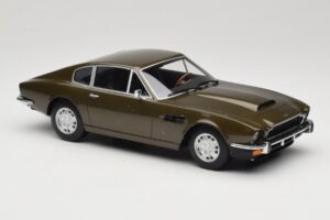 Aston Martin DBS Olive Πράσινο CMR 1:18 CMR003 Μέταλλο - εικόνα 4 από 6