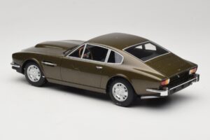 Aston Martin DBS Olive Πράσινο CMR 1:18 CMR003 Μέταλλο - εικόνα 5 από 6