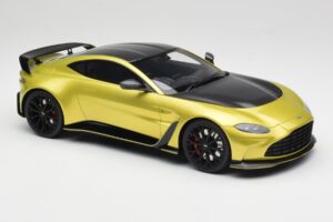 Aston Martin V12 Vantage Final Edition Cosmopolitan Yellow TopSpeed 1:18 TS0453 Μέταλλο - εικόνα 4 από 6