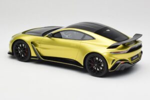 Aston Martin V12 Vantage Final Edition Cosmopolitan Yellow TopSpeed 1:18 TS0453 Μέταλλο - εικόνα 5 από 6