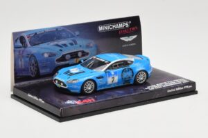 Aston Martin V12 Vantage #7 U. Bez / Porritt / R. Meaden / Mathai 24 Hours Nurburgring 2009 Minichamps 1:43 437091307 Μέταλλο - εικόνα 2 από 4