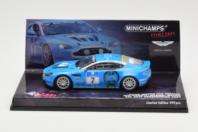 Aston Martin V12 Vantage #7 U. Bez / Porritt / R. Meaden / Mathai 24 Hours Nurburgring 2009 Minichamps 1:43 437091307 Μέταλλο