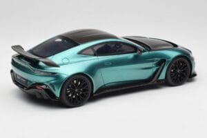 Aston Martin V12 Vantage Racing Green GT Spirit 1:18 GT922 Ρητίνη - εικόνα 2 από 6