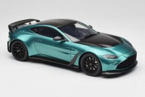 Aston Martin V12 Vantage Racing Green GT Spirit 1:18 GT922 Ρητίνη - εικόνα 4 από 6