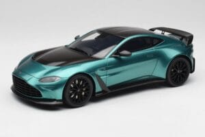 Aston Martin V12 Vantage Racing Green GT Spirit 1:18 GT922 Ρητίνη