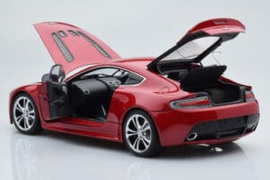 Aston Martin V12 Vantage Κόκκινο AUTOart 1:18 70208 Μέταλλο - εικόνα 5 από 8