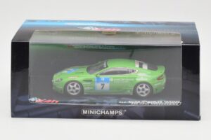 Aston Martin V8 Vantage N24 #7 U. Bez / Porritt / R. Meaden 24 Hours Nurburgring 2008 Minichamps 1:43 437081307 Μέταλλο - εικόνα 4 από 4