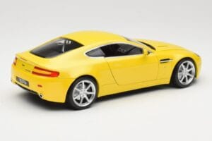 Aston Martin V8 Vantage Κίτρινο Hot Wheels 1:18 G7159 Μέταλλο - εικόνα 3 από 8