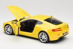 Aston Martin V8 Vantage Κίτρινο Hot Wheels 1:18 G7159 Μέταλλο - εικόνα 5 από 8