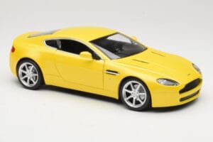 Aston Martin V8 Vantage Κίτρινο Hot Wheels 1:18 G7159 Μέταλλο - εικόνα 6 από 8