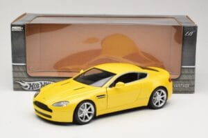 Aston Martin V8 Vantage Κίτρινο Hot Wheels 1:18 G7159 Μέταλλο - εικόνα 8 από 8