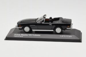 Aston Martin V8 Volante Μαύρο Minichamps 1:43 400137730 Μέταλλο