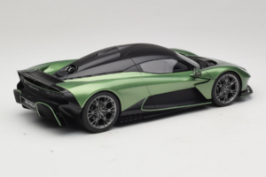 Aston Martin Valhalla Iridescent Emerald Green GT Spirit 1:18 GT558 Ρητίνη - εικόνα 2 από 6