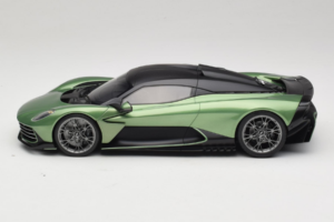 Aston Martin Valhalla Iridescent Emerald Green GT Spirit 1:18 GT558 Ρητίνη - εικόνα 3 από 6