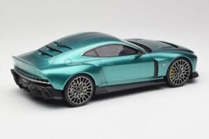Aston Martin Valour Racing Green GT Spirit 1:18 GT480 Ρητίνη - εικόνα 2 από 6