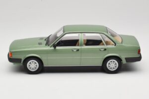 Audi 80 B2 Πράσινο MCG 1:18 MCG18525 Μέταλλο - εικόνα 3 από 6