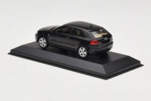 Audi A3 8P Black Metallic Minichamps 1:43 12000 Μέταλλο - εικόνα 3 από 4