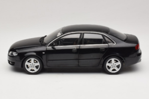 Audi A4 B6 3.2 Quattro Μαύρο Minichamps 1:18 5010404125 Μέταλλο - εικόνα 4 από 8