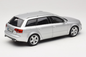 Audi A4 B7 3.2 Quattro Avant Ασημί Minichamps 1:18 5010404215 Μέταλλο - εικόνα 3 από 8