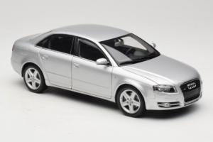Audi A4 B7 Ασημί Minichamps 1:18 100014402 Μέταλλο - εικόνα 6 από 8