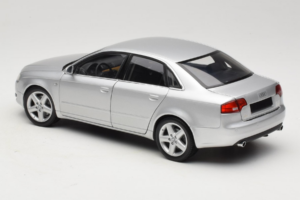 Audi A4 B7 Ασημί Minichamps 1:18 100014402 Μέταλλο - εικόνα 7 από 8