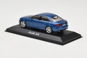 Audi A4 B8 3.2 Quattro Aruba Blue Minichamps 1:43 5010704123 Μέταλλο - εικόνα 3 από 4