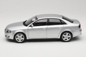 Audi A4 B8 3.2 Quattro Ασημί Minichamps 1:18 5010404115 Μέταλλο - εικόνα 4 από 8